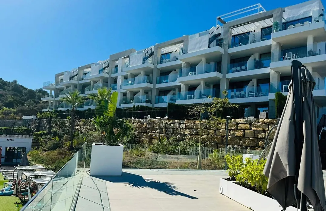 Hacienda El Sueno 3301-1